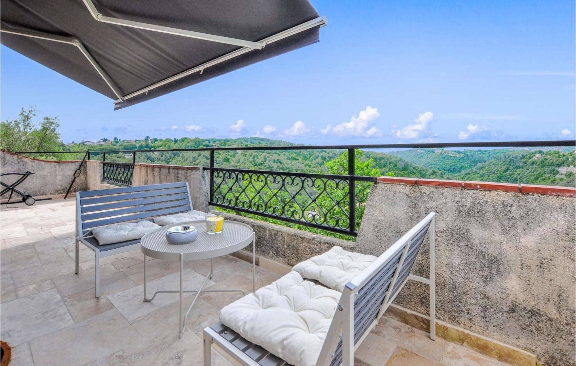 Awesome Apartment In Saint-Jeannet With Kitchen 外观 照片
